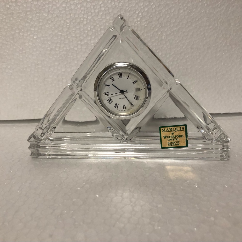 Marquis By Waterford Triangle Crystal Desk Clock Germany